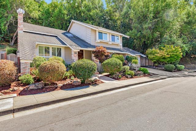 1521 Cherrywood Drive, San Mateo CA: https://media.crmls.org/mediaz/8d0f0a5e-7e75-46ff-98ca-8505a8dbd711.jpg