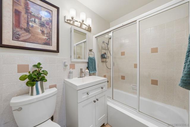 1434 Manchester St, National City CA: https://media.crmls.org/mediaz/8d0f1c76-fd03-48ca-8799-1cfc075cde88.jpg