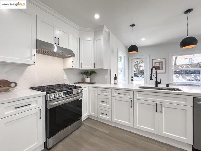 479 Kentucky Ave, Berkeley CA: https://media.crmls.org/mediaz/8d0f7db2-d4e1-4df2-be9a-6caf454c15e4.jpg