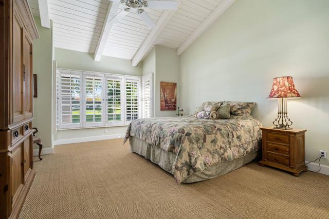 49470 Avila Drive, La Quinta CA: https://media.crmls.org/mediaz/8d0f9a33-722c-4ca2-9151-9c98b25ee3a4.jpg