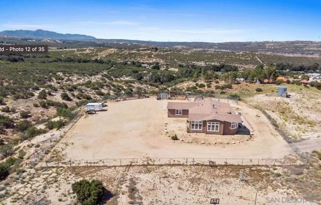 39201 Opalocka Road, Boulevard CA: https://media.crmls.org/mediaz/8d10fb7d-d1e5-4f3a-b010-db7945cfede5.jpg