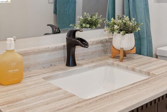 Image 30 of 51 For 6300 Shattuck Ave  1