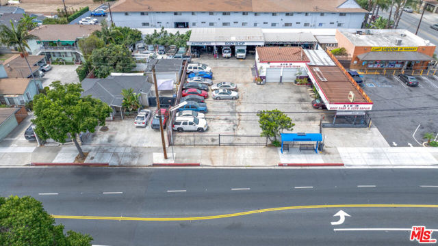 15111 Clark Avenue, Bellflower CA: https://media.crmls.org/mediaz/8d11f259-ba0c-49d3-a506-b30a4cfc29d6.jpg