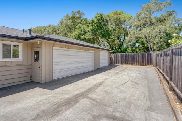 2071 Huntington Drive, Aptos CA: https://media.crmls.org/mediaz/8d12a44a-16b5-4da2-b166-989847ba6231.jpg