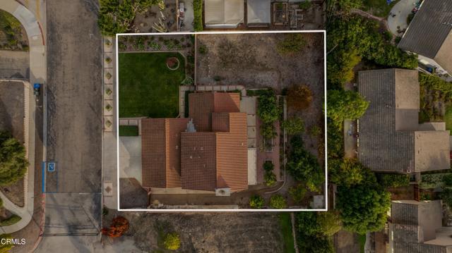 202 Faculty Street, Thousand Oaks CA: https://media.crmls.org/mediaz/8d132f13-c59b-46a4-9c2e-42ea39b019a7.jpg