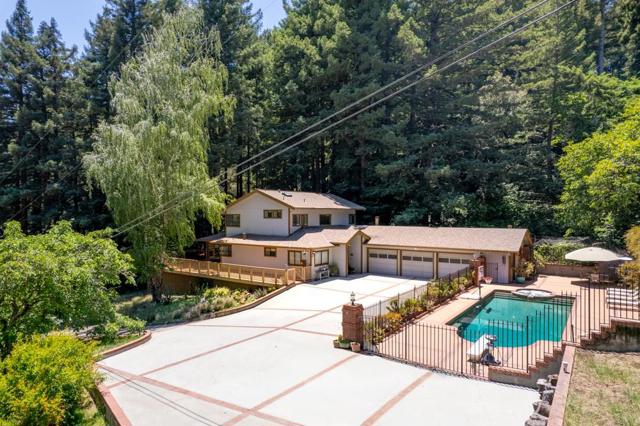 350 Aurora Road, Soquel CA: https://media.crmls.org/mediaz/8d1490b0-0366-4c76-9966-fe6256790fdd.jpg