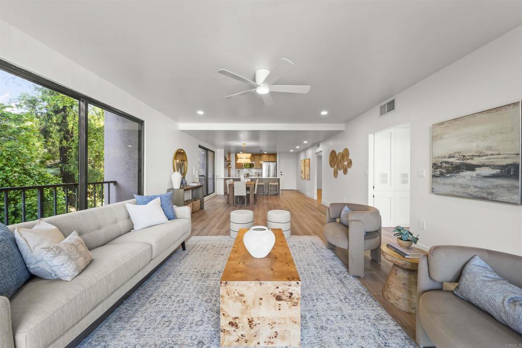 2500 Torrey Pines Rd - photo 6