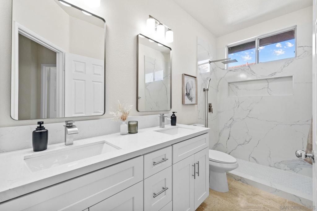 MLS #250027189SD img 32