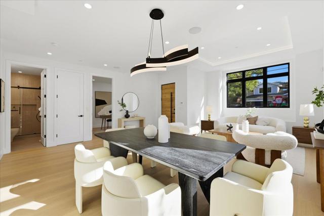 852 La Para Avenue, Palo Alto CA: https://media.crmls.org/mediaz/8d1728a0-8162-44fe-bb11-f8de1d7b77b8.jpg