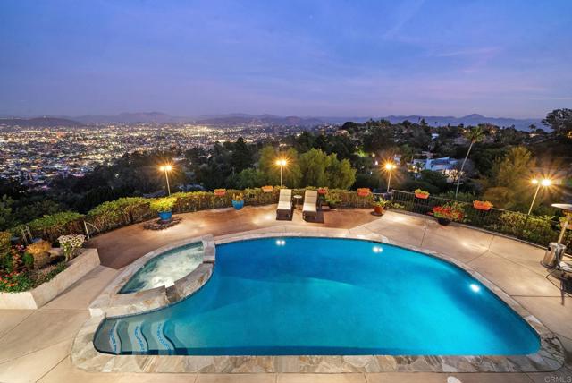 Detail Gallery Image 23 of 75 For 10310 Fuerte Dr, La Mesa,  CA 91941 - 7 Beds | 7/1 Baths
