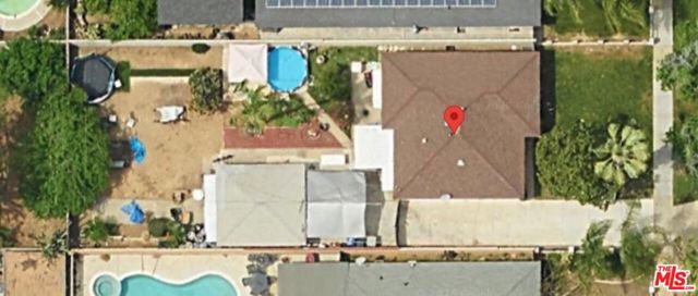 1425 W Marcella Court, Ontario CA: https://media.crmls.org/mediaz/8d17ccbe-94a9-4154-b973-e4b128334d1d.jpg