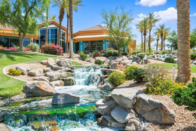 35925 Rosemont Drive, Palm Desert CA: https://media.crmls.org/mediaz/8d1855e5-3420-4fd0-8045-0aca5bbd7616.jpg