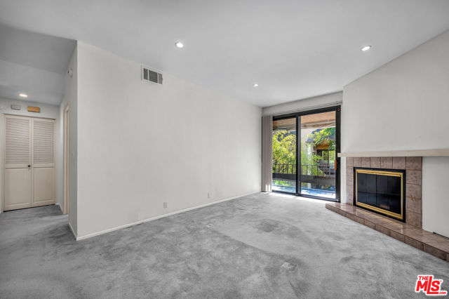 8675 Falmouth Avenue, 223 photo 8