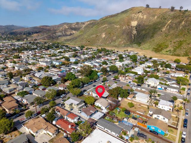104 E Warner Street, Ventura CA: https://media.crmls.org/mediaz/8d1c6445-4158-4496-8752-96dc23a65048.jpg