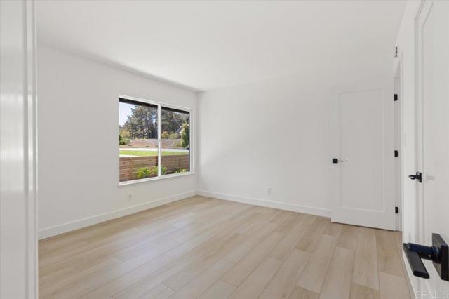 1259 La Casa Drive, San Marcos CA: https://media.crmls.org/mediaz/8d1d9a3a-d87a-4124-a8cd-f87e7e432662.jpg