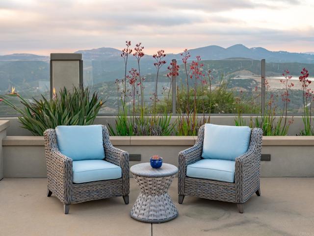 Image 39 of 66 For 8784 Avenida Mirador