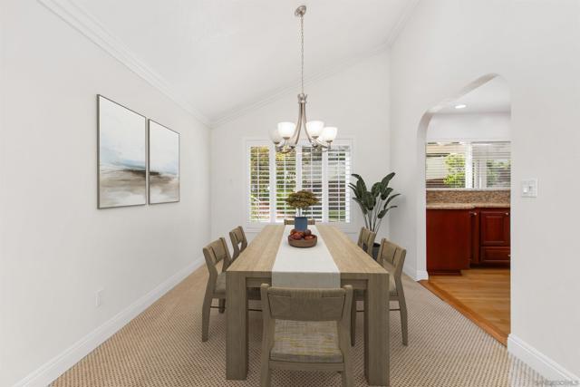12216 Riesling Ct, San Diego CA: https://media.crmls.org/mediaz/8d1da85e-7b2b-4aff-a1a4-f4b039d40d0b.jpg