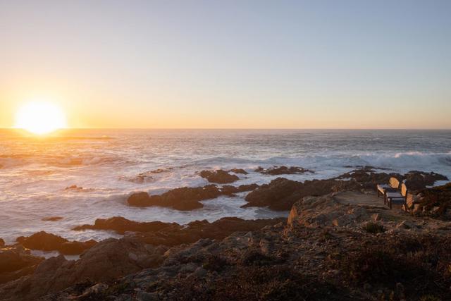 104 Yankee Point Drive, Carmel CA: https://media.crmls.org/mediaz/8d1e7cec-f35f-47c7-94ee-65d780aa3030.jpg