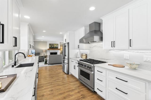 Detail Gallery Image 9 of 38 For 1951 Belmore Ct, El Cajon,  CA 92020 - 4 Beds | 2/1 Baths