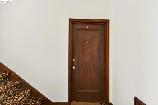 Image 4 of 41 For 848 Stannage Ave 11