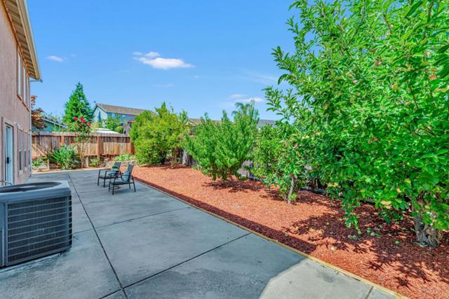1195 Oak Haven, Antioch CA: https://media.crmls.org/mediaz/8d1f261b-03be-44ce-a820-dfc159c1d56f.jpg