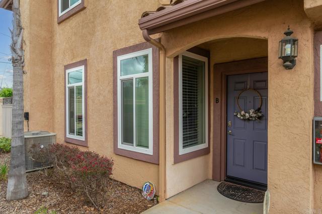 Detail Gallery Image 45 of 64 For 11372 via Rancho San Diego #B,  El Cajon,  CA 92019 - 3 Beds | 2/1 Baths