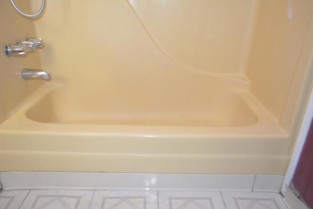 437 SAMOA Circle, Union City CA: https://media.crmls.org/mediaz/8d212aab-c391-411b-bc37-3b49097fef34.jpg