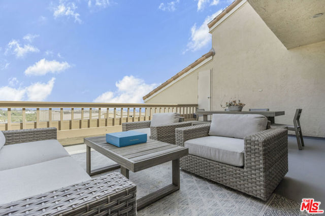 23910 De Ville Way, D photo 19
