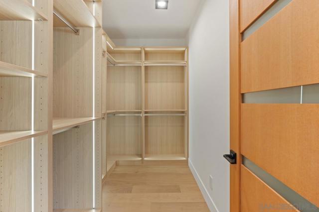 5758 Las Palomas, Rancho Santa Fe CA: https://media.crmls.org/mediaz/8d24518f-3c14-4ebd-b468-a90a8d7cfd8c.jpg