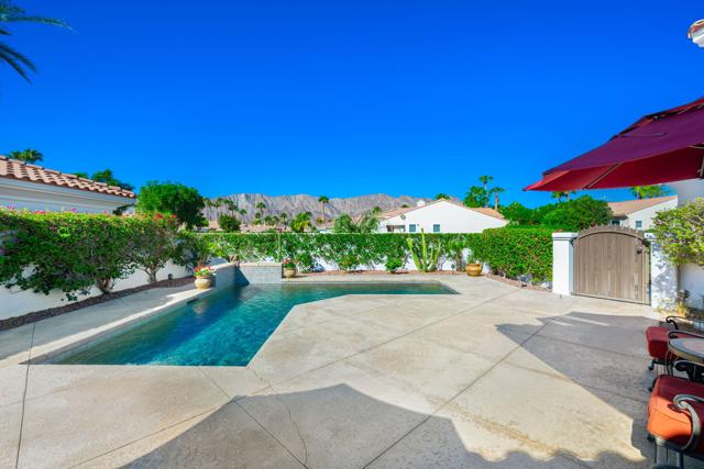 78975 Breckenridge Drive, La Quinta CA: https://media.crmls.org/mediaz/8d24f94e-904b-45f0-95a4-263cef6eacca.jpg