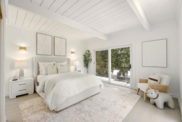747 De Soto Drive, Palo Alto CA: https://media.crmls.org/mediaz/8d2560f0-dded-458d-a745-a27639f3df10.jpg