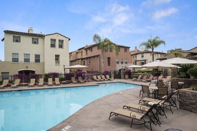 644 Hatfield Dr, San Marcos CA: https://media.crmls.org/mediaz/8d2574dc-8db2-43de-af7d-05b9038d53e2.jpg