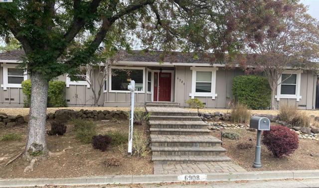 6908 Elwood Rd, San Jose, CA 95120