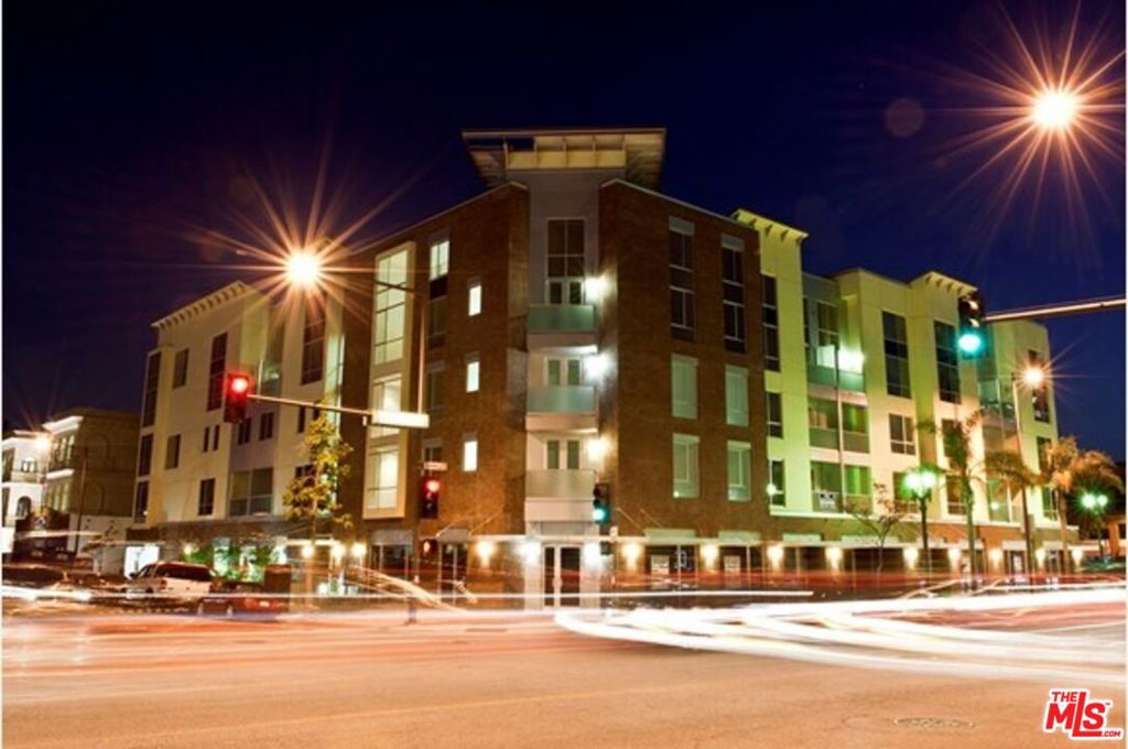220 E Broadway #205