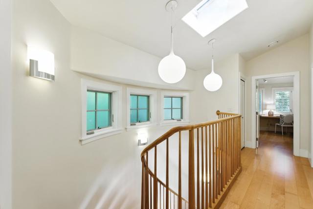 1630 Portola Avenue, Palo Alto CA: https://media.crmls.org/mediaz/8d26d38a-d0d9-4594-93ea-65d22b61f072.jpg