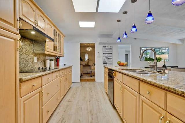 731 E Charleston Road, Palo Alto CA: https://media.crmls.org/mediaz/8d27a3b3-2843-4af7-8cc4-3b2f73716979.jpg