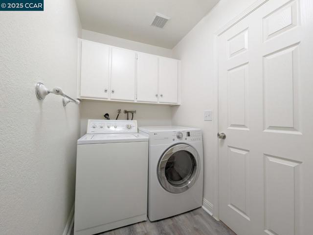 205 Compton Cir, San Ramon CA: https://media.crmls.org/mediaz/8d2823a2-7dc6-488f-8293-c9ff363e4903.jpg