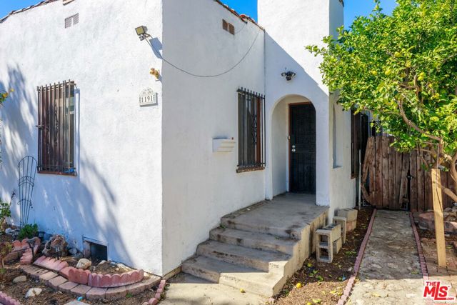 1191 Sunset Avenue photo 3