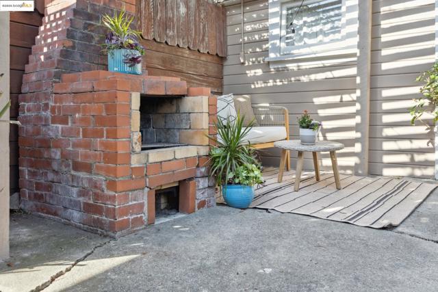 5318 Fleming Avenue, Oakland CA: https://media.crmls.org/mediaz/8d28dd05-9310-4b58-b33d-edd5f0f1f842.jpg