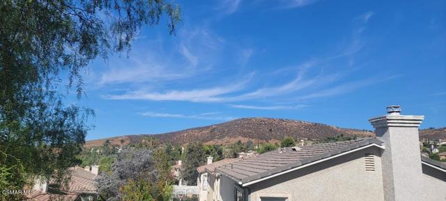 2669 Dorado Court, Thousand Oaks CA: https://media.crmls.org/mediaz/8d2976a6-9ad2-421c-b75a-6ff74e8d8ad9.jpg