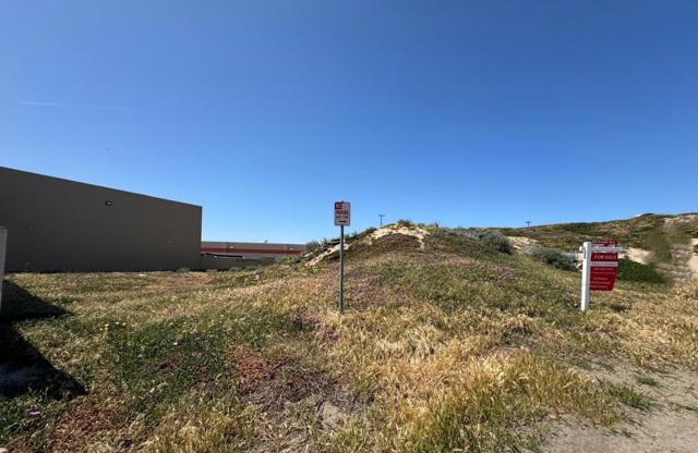 300 Orange Avenue, Sand City CA: https://media.crmls.org/mediaz/8d29c50a-ef26-471f-bc4b-3c66b7dd8b2c.jpg