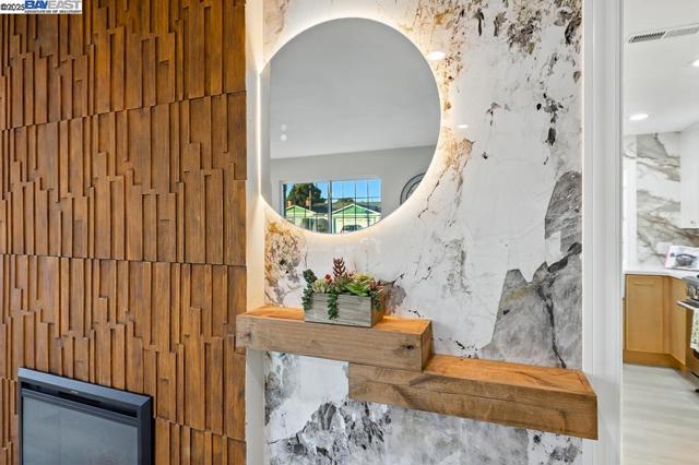 35856 Adobe Dr, Fremont CA: https://media.crmls.org/mediaz/8d2a36a6-3fb0-4575-b3ac-cfd201cda709.jpg