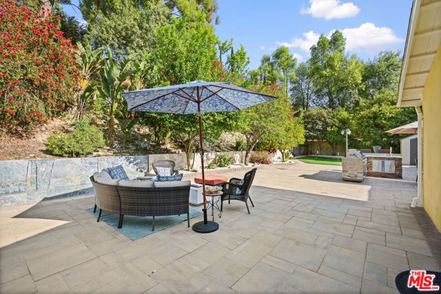 7152 Pomelo Drive, West Hills CA: https://media.crmls.org/mediaz/8d2af31e-6c26-4bc5-86b9-746740dccb19.jpg