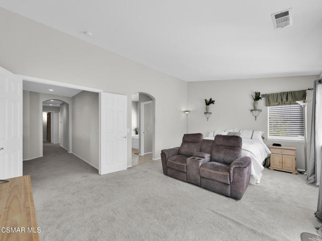 659 N Muirfield Avenue, Simi Valley CA: https://media.crmls.org/mediaz/8d2b45c5-e08b-4f26-935e-9086691e7760.jpg