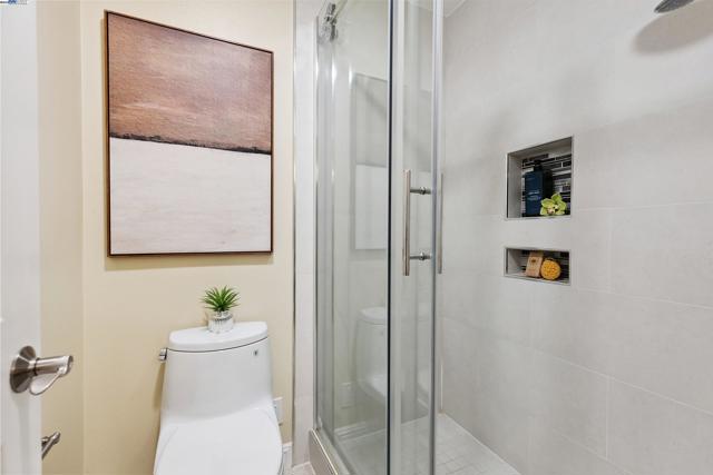 1687 Silverwood Ct, Danville CA: https://media.crmls.org/mediaz/8d2b749f-9860-4873-8377-2a61535ac313.jpg