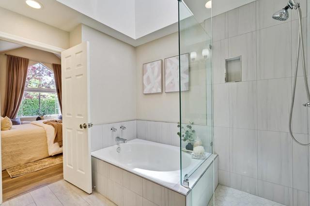 304 Windmill Park Lane, Mountain View CA: https://media.crmls.org/mediaz/8d2b8161-9992-4504-a15f-d82fd045ee37.jpg
