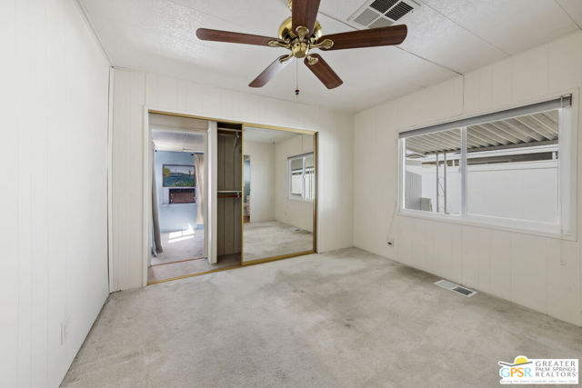 210 Coyote Drive, Palm Springs CA: https://media.crmls.org/mediaz/8d2dfa3b-ef54-4385-9e45-71631c0ef49a.jpg