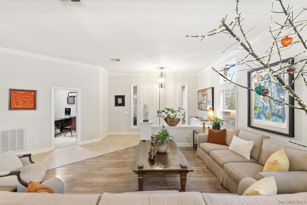 5255 Greenwillow Ln - photo 9