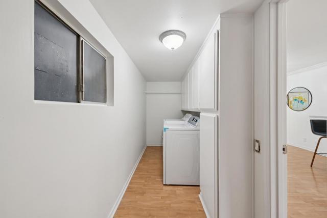 1284 Mandarin Drive, Sunnyvale CA: https://media.crmls.org/mediaz/8d2f4fae-ce02-42b0-ab00-e5ee88615171.jpg
