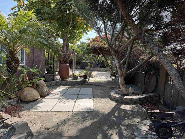 Detail Gallery Image 16 of 48 For 1341 E 4th St, National City,  CA 91950 - 4 Beds | 3 Baths